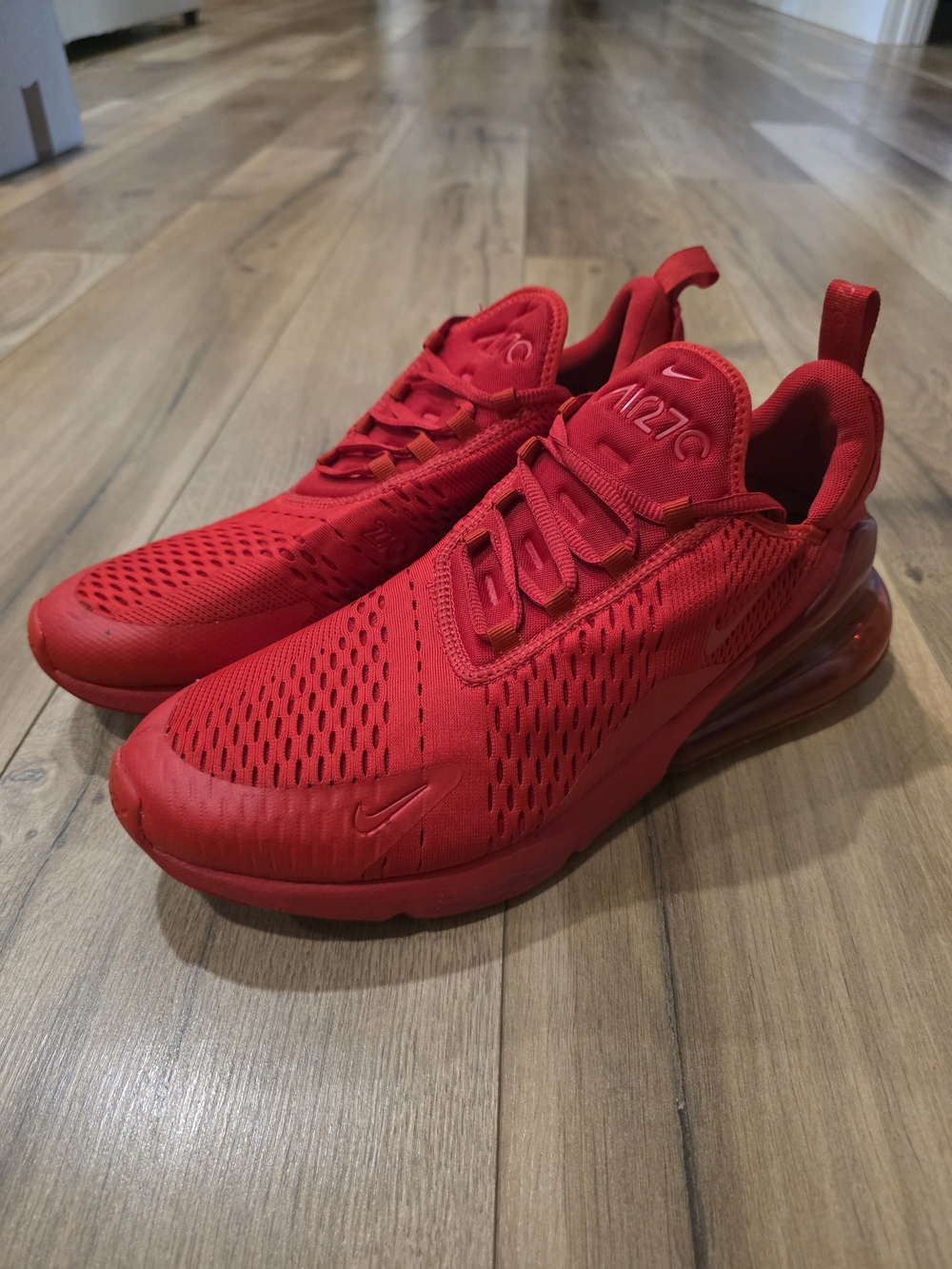 Nike Air Max 270 Triple Red Sneakers
